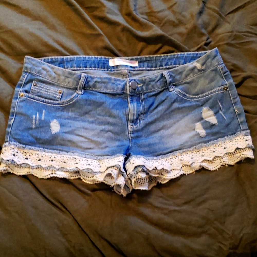 No Boundaries, Size 17, Blue Jean Shorts